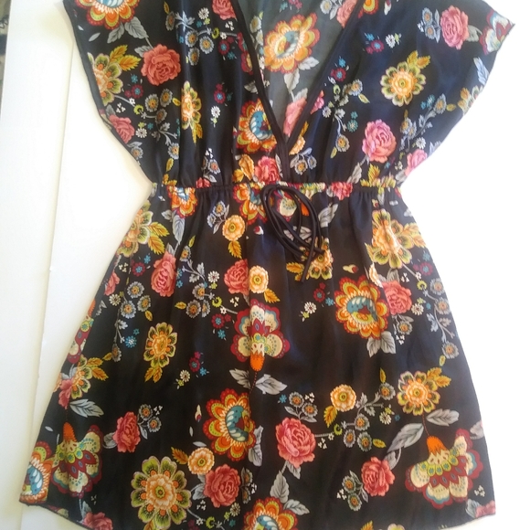 Chocolate Factory M Floral Top Blouse Sleeveless - Picture 3 of 7
